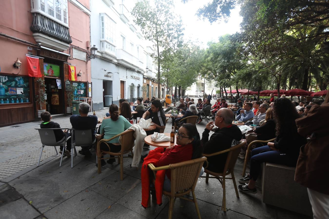 Las imágenes en la calle del España - Marruecos