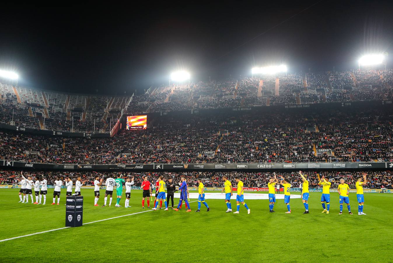 Fotos: El encuentro Valencia-Cádiz, en imágenes