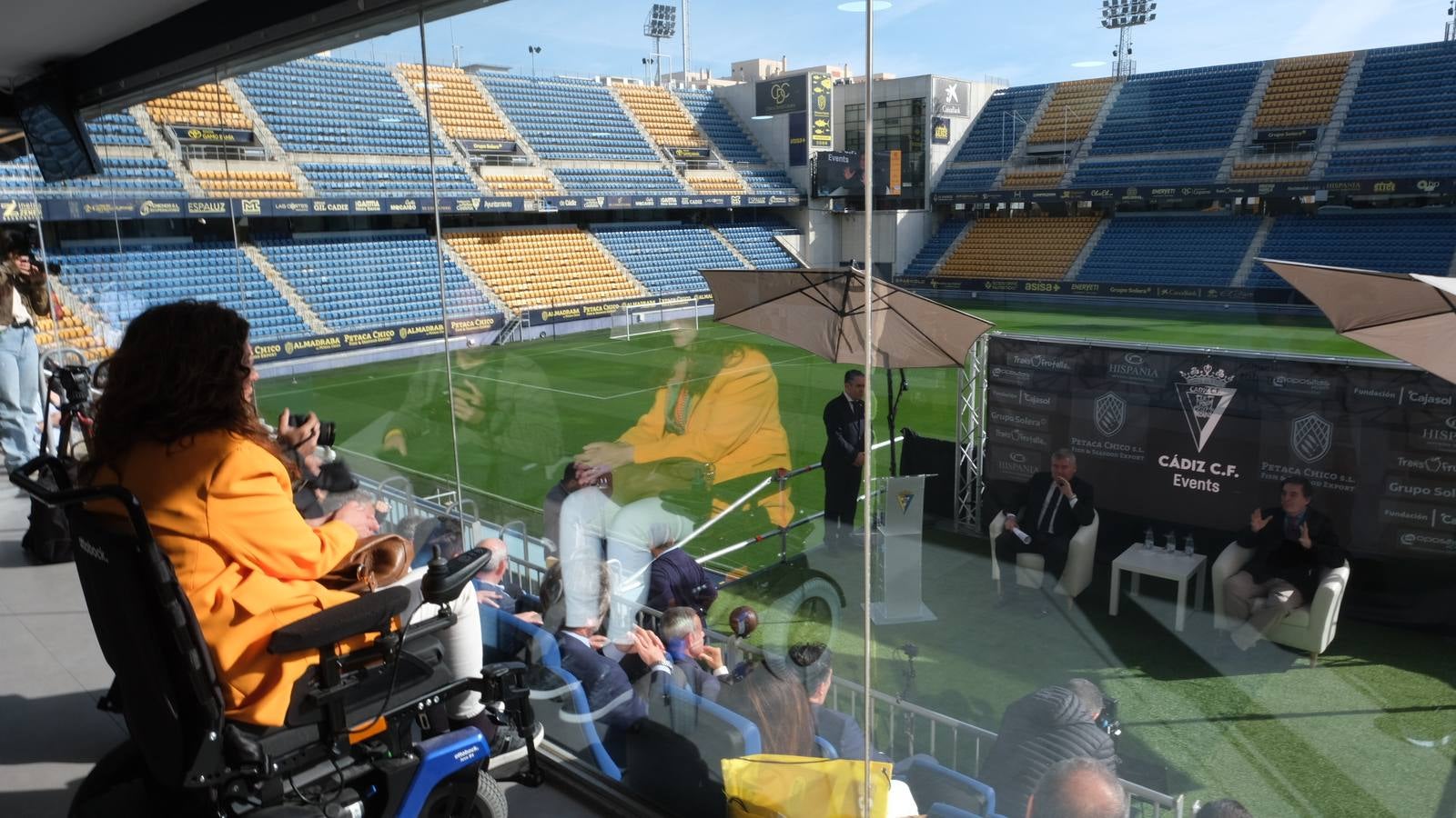 Fotos: arrancan las jornadas &#039;Hablamos de fútbol. Lenguaje y Deporte&#039; en el Carranza