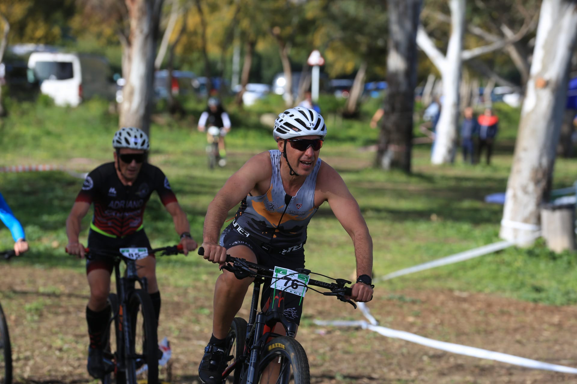 Fotos: Más de 120 duatletas en la I Duatlón Cros Villa de Puerto Real