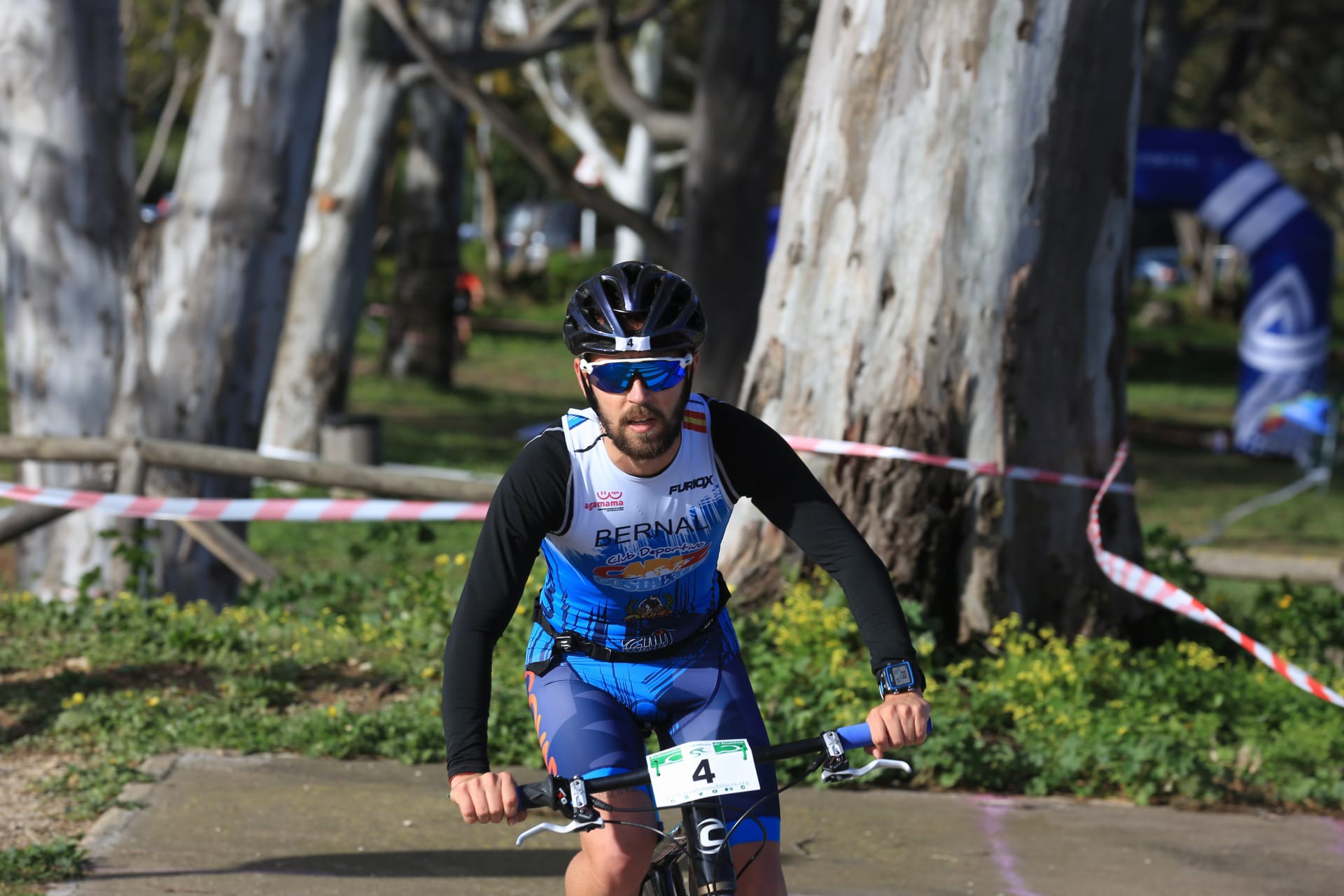 Fotos: Más de 120 duatletas en la I Duatlón Cros Villa de Puerto Real
