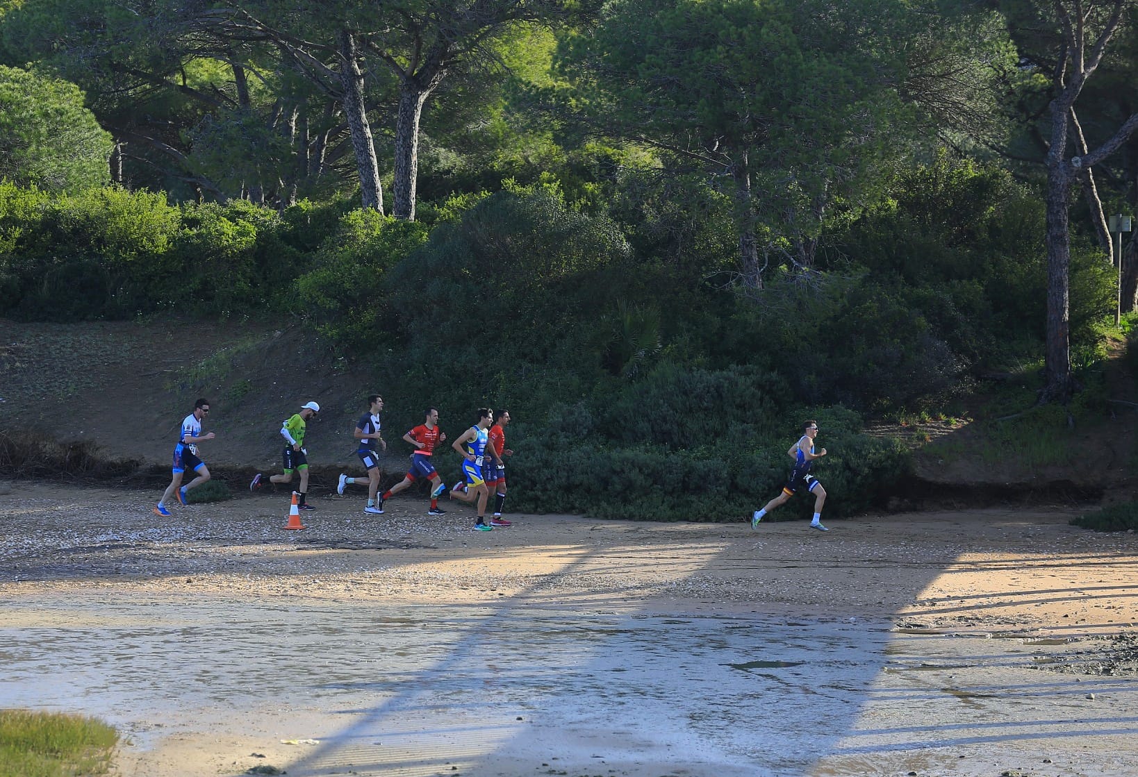 Fotos: Más de 120 duatletas en la I Duatlón Cros Villa de Puerto Real