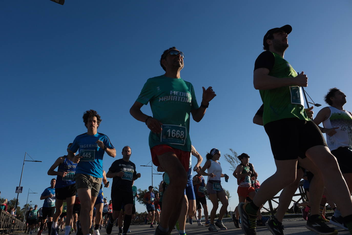 Fotos: Primera edición de la Media Maratón Ciudad de Chiclana