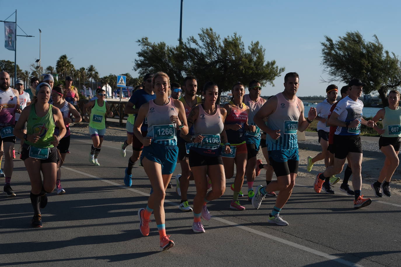 Fotos: Primera edición de la Media Maratón Ciudad de Chiclana