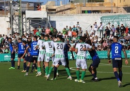 Atlético Sanluqueño y San Fernando CD se resisten a caer.