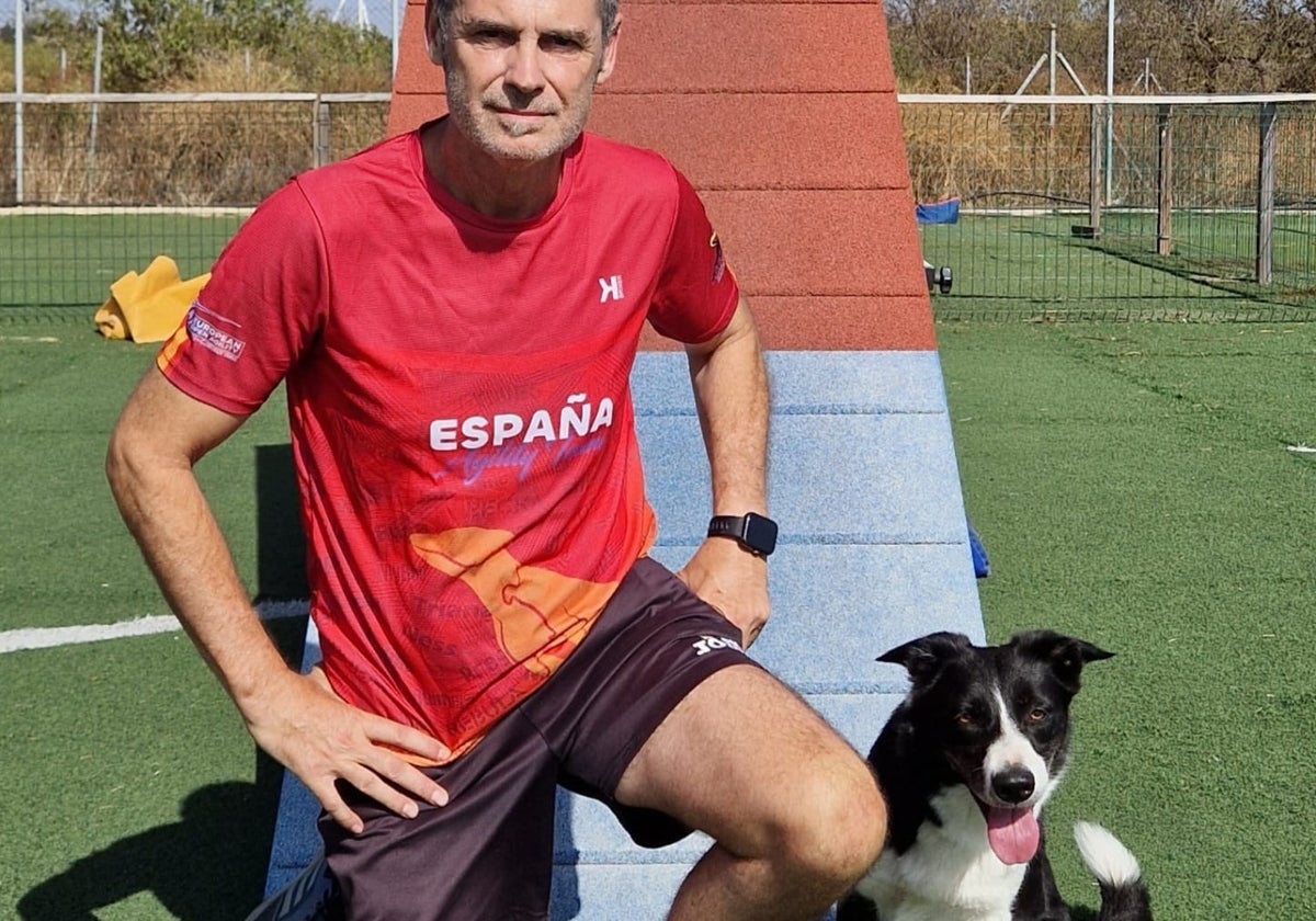 Ricardo Martínez y su perrita Fiby han acudido al Mundial de Agility en Bélgica.