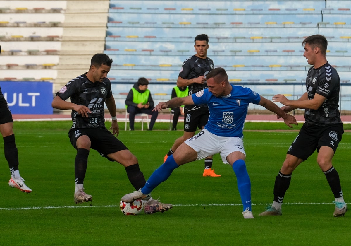 Derrota isleña ante los jerezanos.