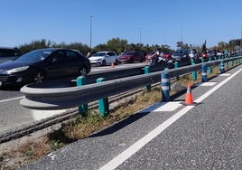 Atascos kilométricos a la entrada y salida del Circuito de Jerez - Ángel Nieto.