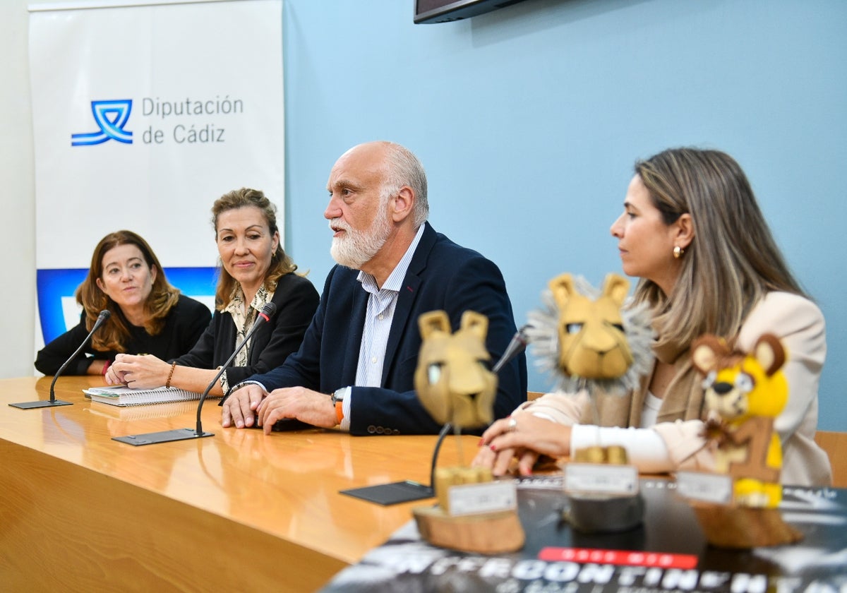 La presentación la dirigió Javier Vidal, responsable de Deportes de la Diputación.