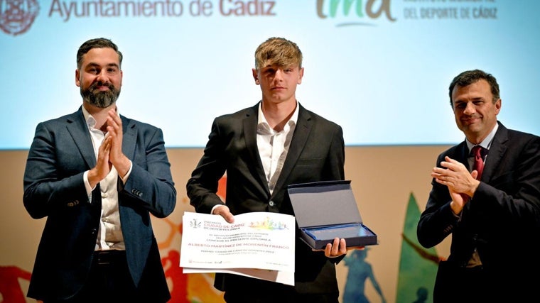 La gala se celebró en el Palacios de Congresos y Exposiciones de la capital gaditana.