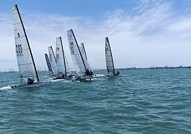 Juan Luis Páez, líder en el estreno del Campeonato de Andalucía de Catamarán