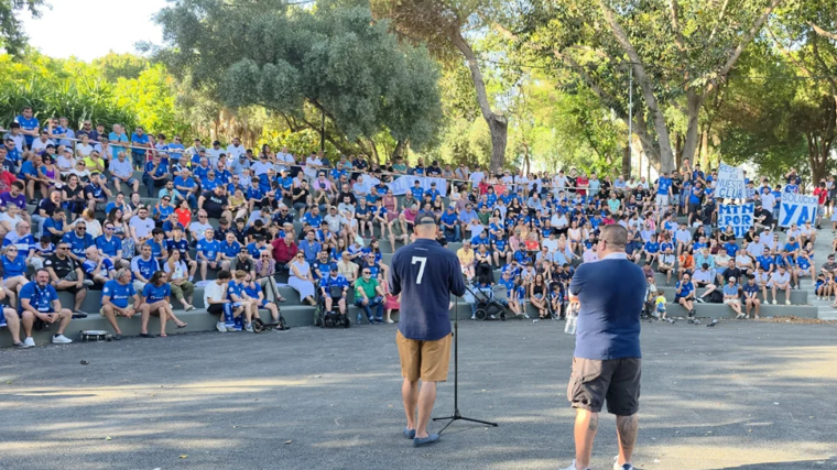 Alrededor de 700 seguidores azulinos se dieron cita en el Parque Almirante Laulhé