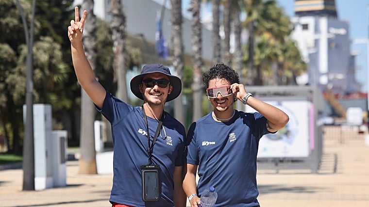 Cádiz ha vivido con intensidad el paso de la Globe 40.