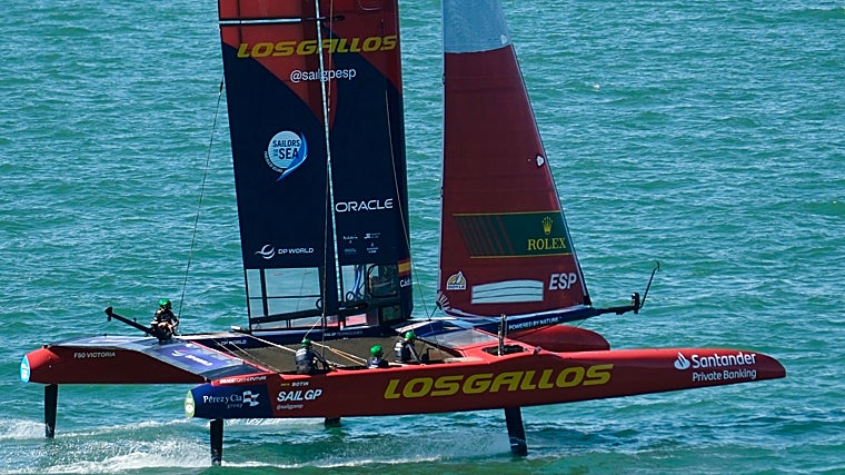 Los Gallos van a por todas en Cádiz.