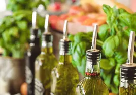 Alertan de fraude en varios aceites de oliva que compramos en el supermercado y que «realmente no lo son»
