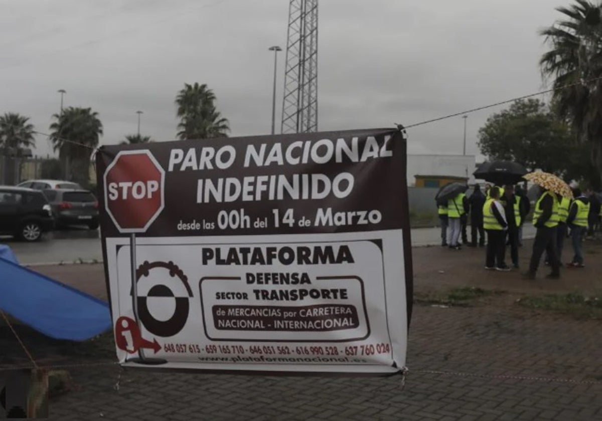 Piquetes en la terminal de mercancías de Jerez, en Guadalcacín