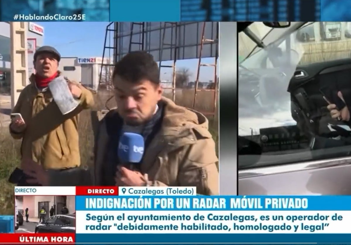 Sabotaje en directo al reportero de &#039;Hablando Claro&#039;, con graves insultos a Pedro Sánchez: «¡Que te vote Txapote!»