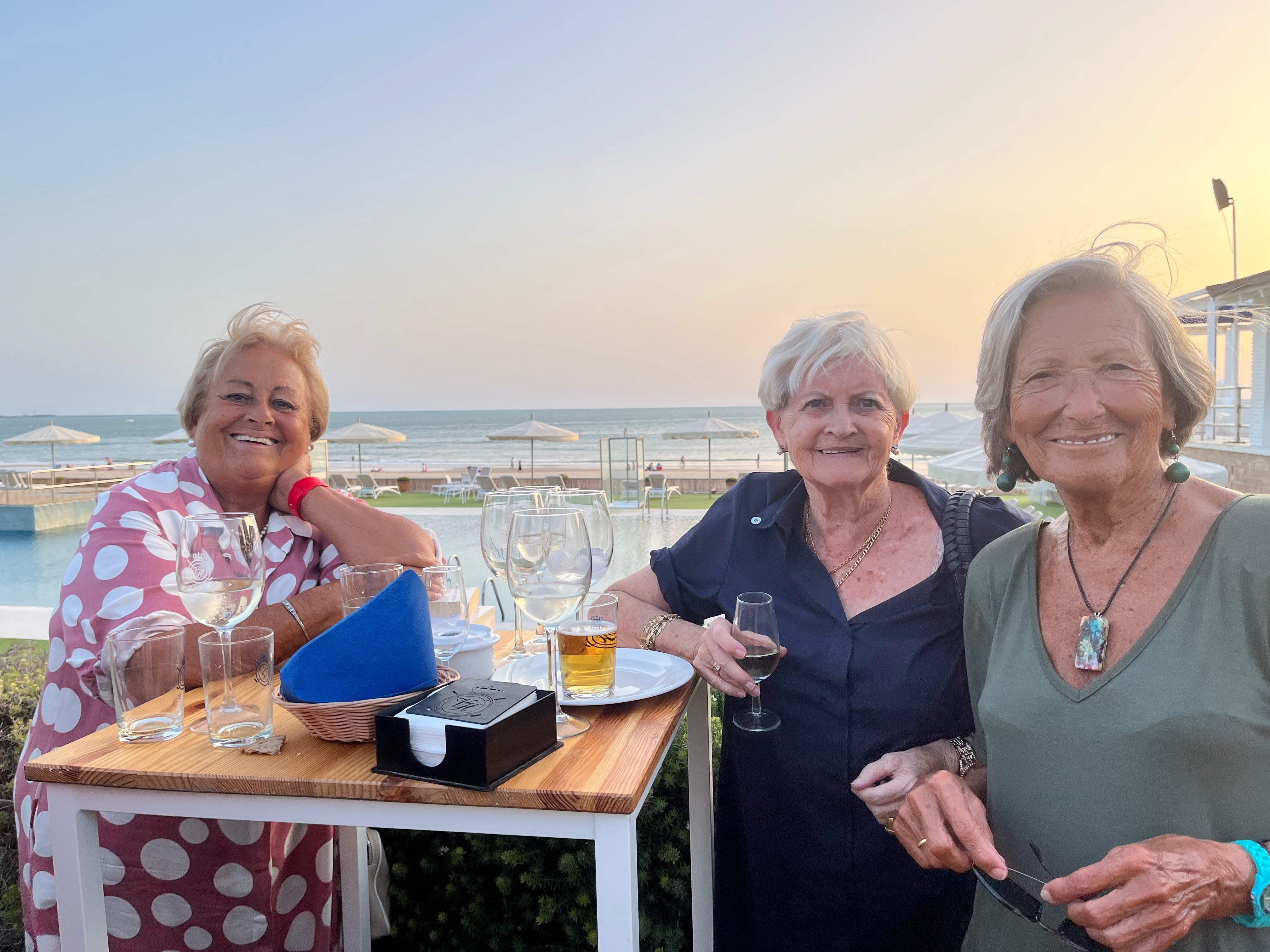 Cristina Pradera, Esperanza Bodelón y Magdalena Fernández Cruz.