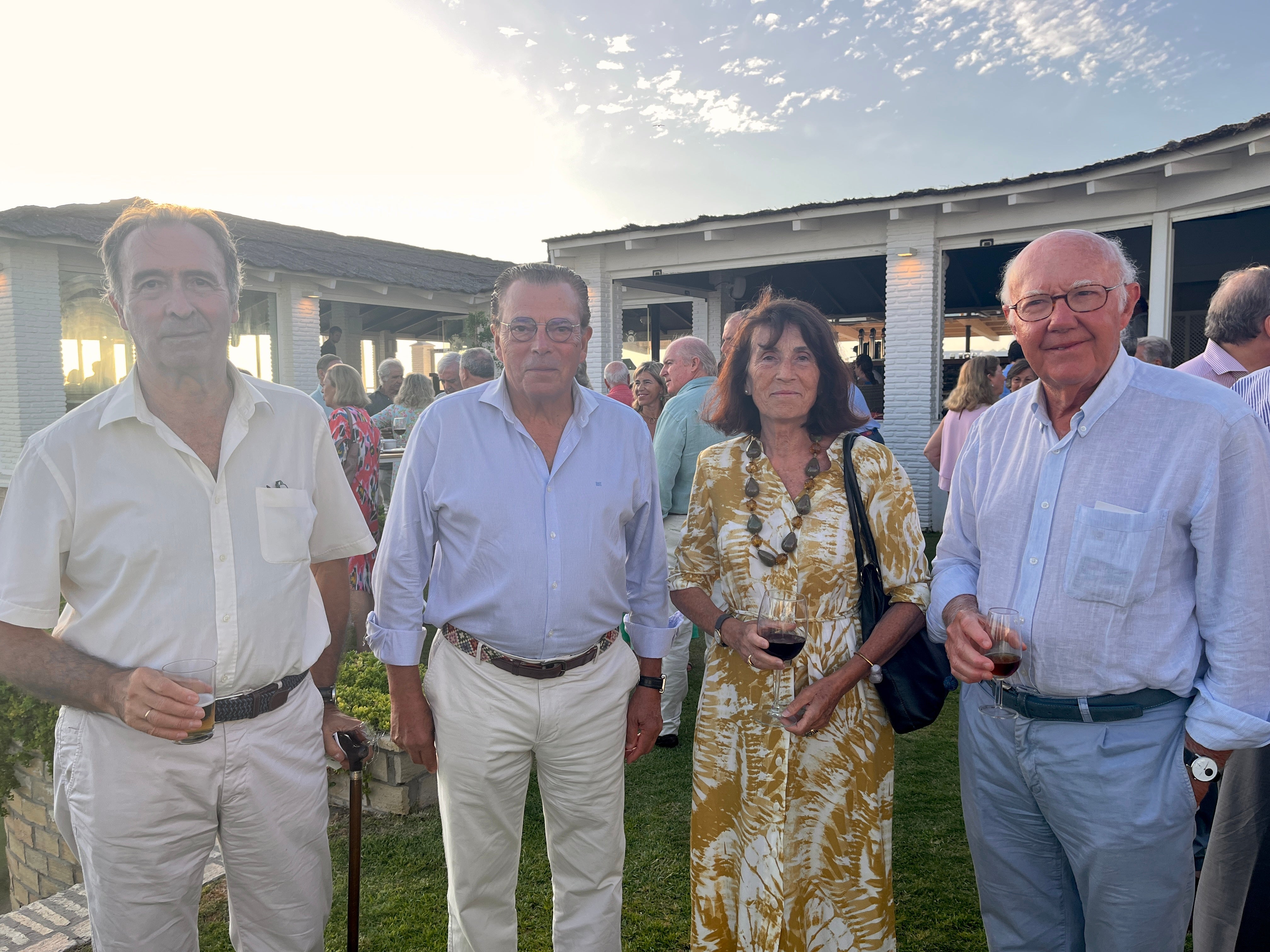 Antonio Rendón Luna, José Luis Tejada, Teresa Barnechea y Enrique Mariño.