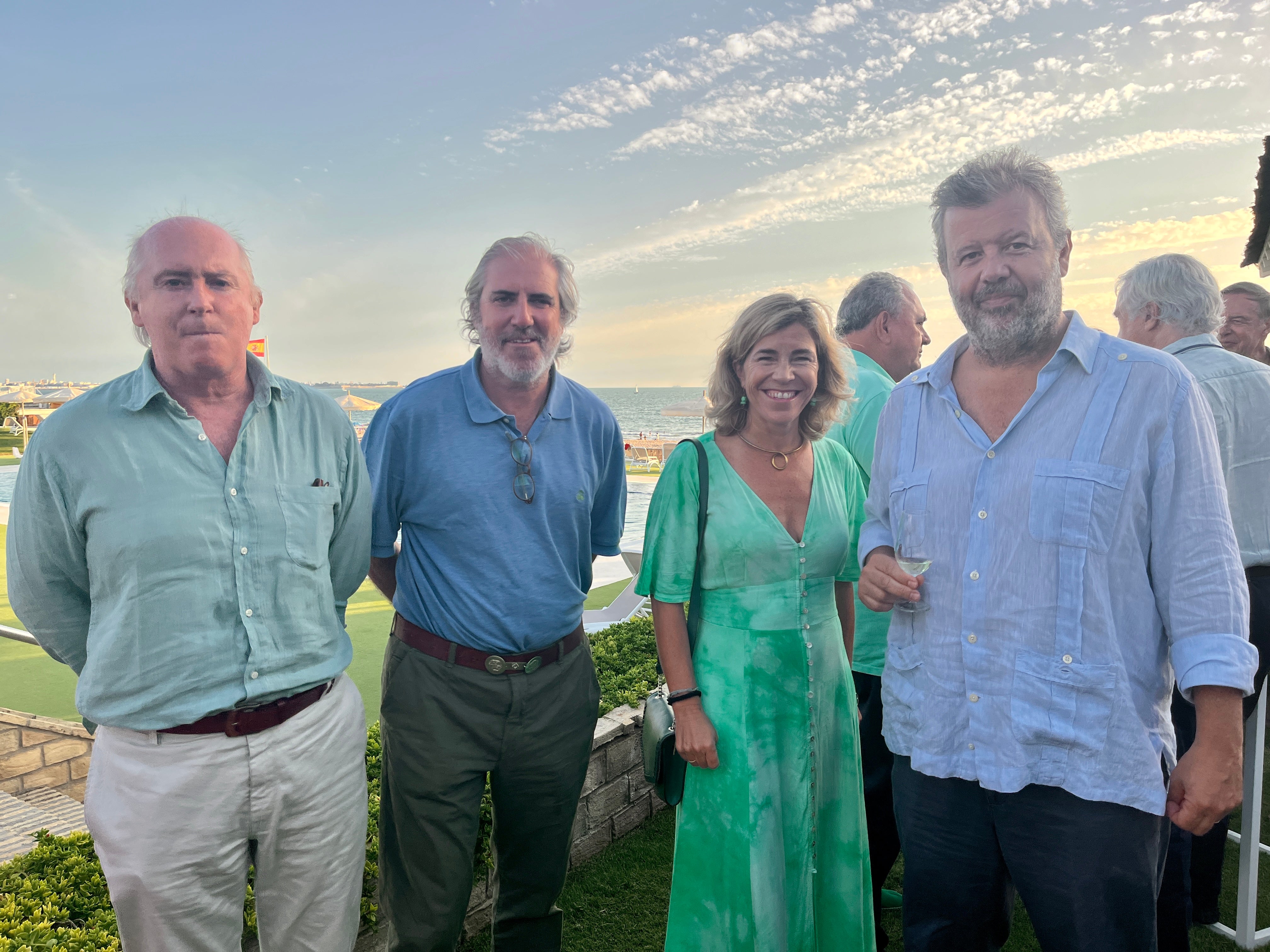 Estanen Merello, Jaime Merello, Isabel Muslera y Carlos González Gordon.