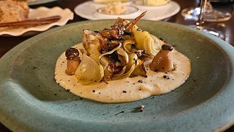 Ettu, una cocina de raíz