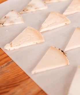 Imagen secundaria 2 - Nueva taberna La Barbería en Cádiz