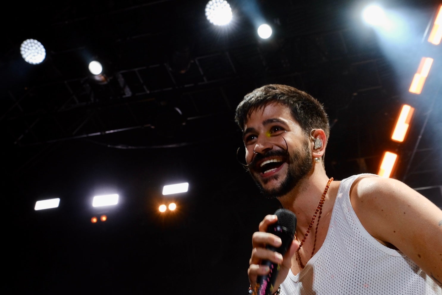 En imágenes: La tribu de Camilo inunda de amor el Concert Music Festival