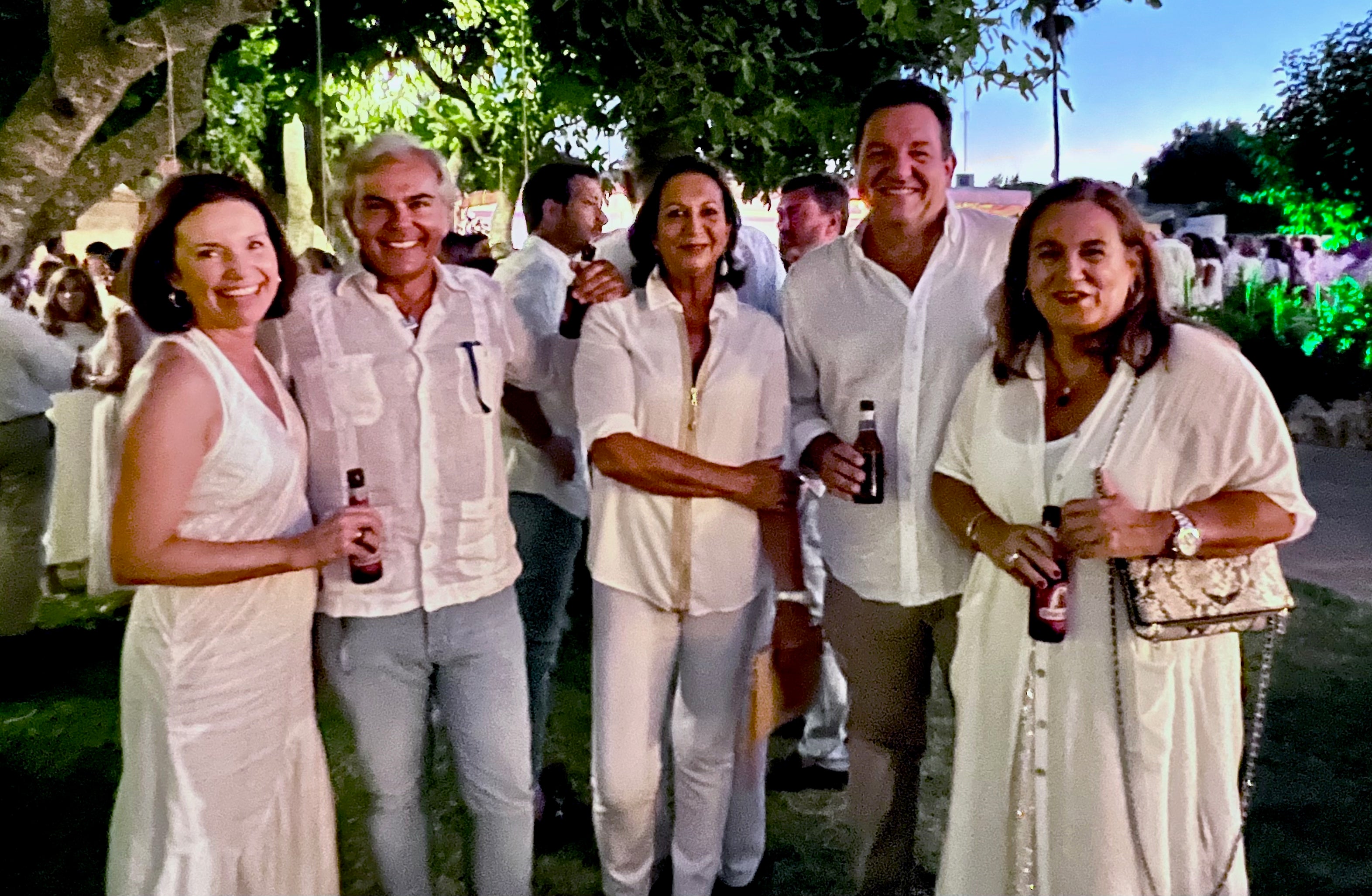 Mercedes Morillo, Ricardo Muñoz, Begoña Roldós, Fernando Jiménez y Paola Copano