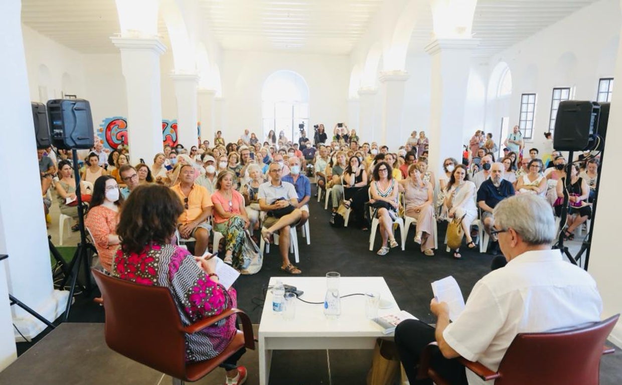 La Feria del Libro de Cádiz cierra con con más de 17.000 asistentes