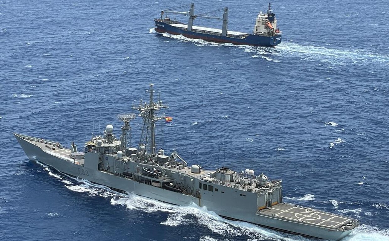 La 'Numancia' durante una patrulla en el océano Índico.