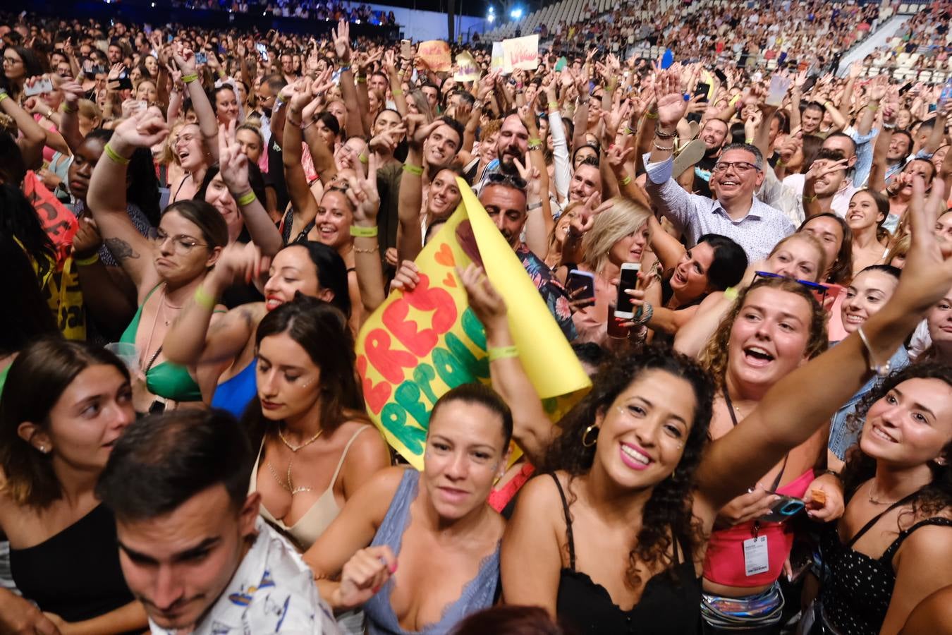 El huracán Maluma arrasa en el Concert Music de Chiclana