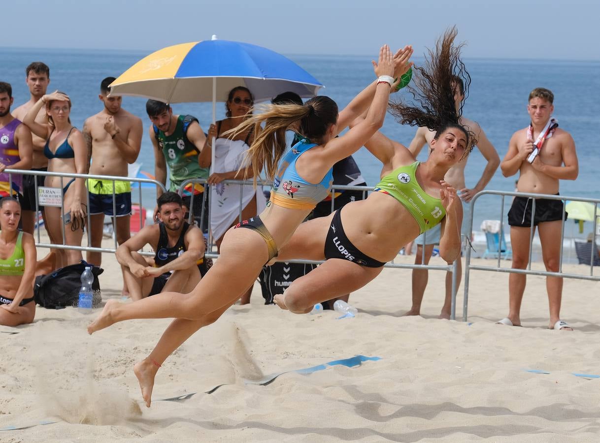 Cádiz acoge el Campeonato de Andalucía de Balonmano Playa