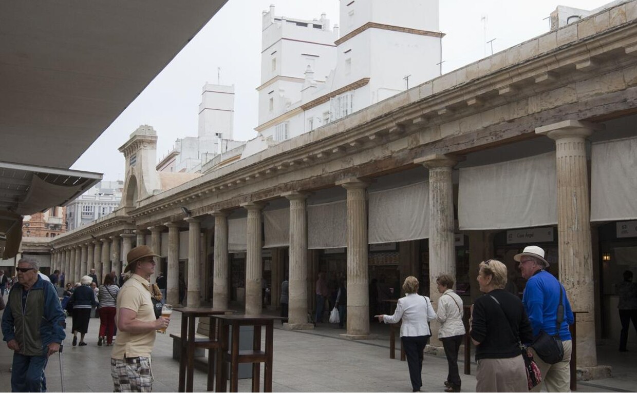 El Ayuntamiento de Cádiz consigue tres subvenciones de la Junta para proyectos de comercio y artesanía