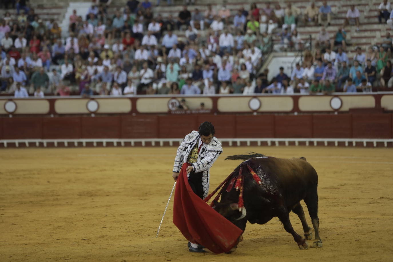 Las imágenes de la corrida de Morante de la Puebla, El Juli y Daniel Luque en El Puerto