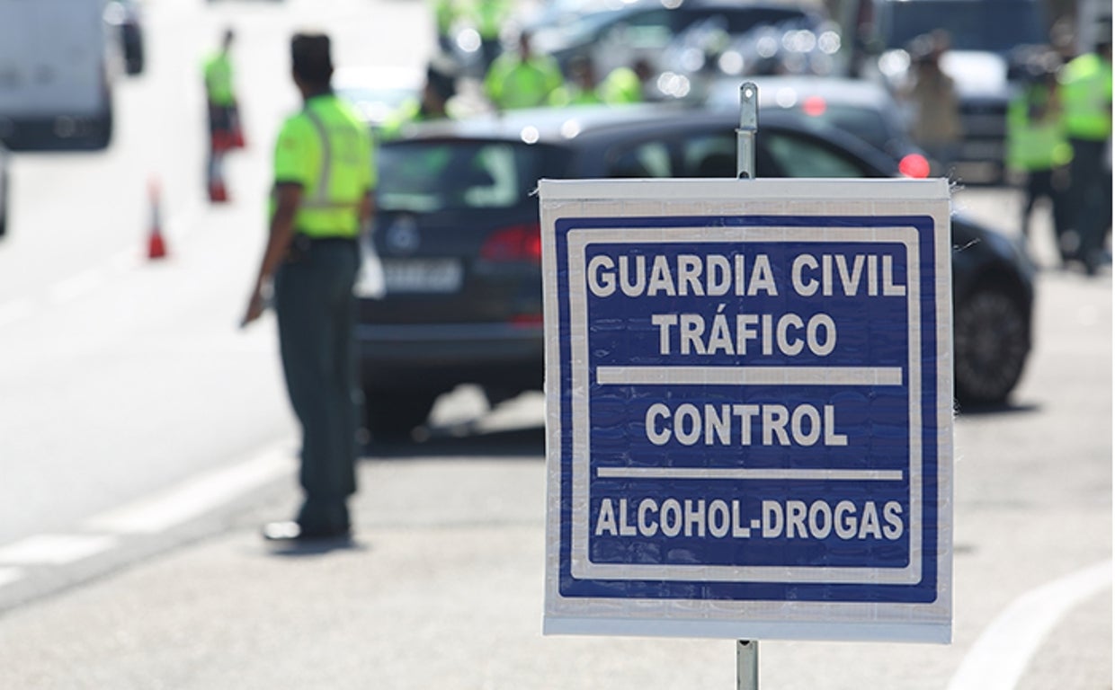 Campaña contra el alcohol y drogas de la Guardia Civil de Tráfico.