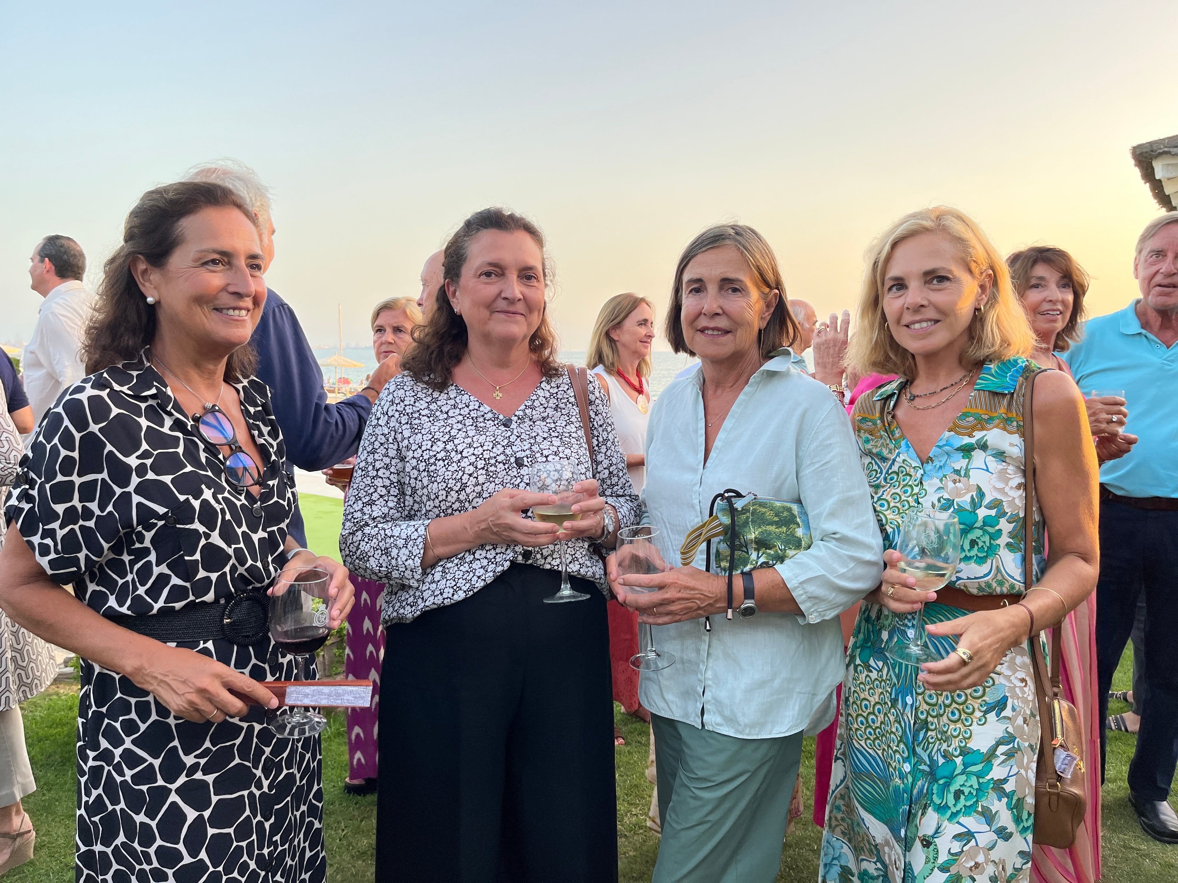 Mónica Gortázar, Pilar Carbó, Mamen Rodríguez y María Ollero