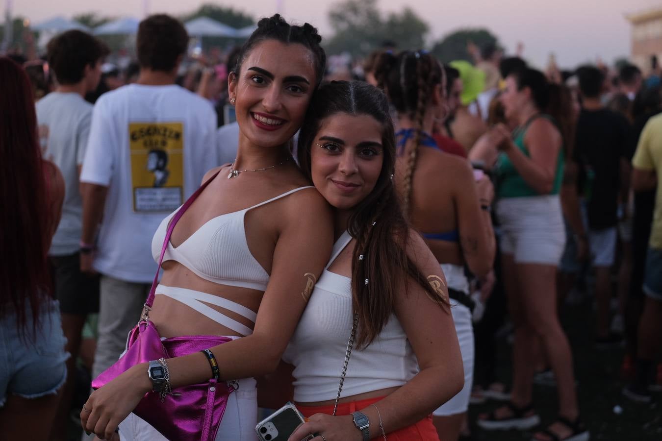 Búscate: El público se entrega en el Puro Latino Fest