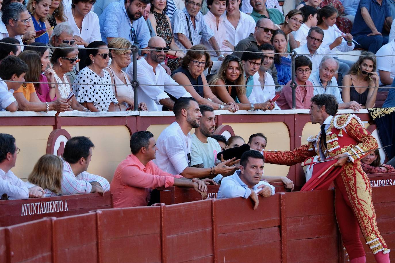 Escribano y Morilla triunfan en la interesante corrida torista de El Puerto