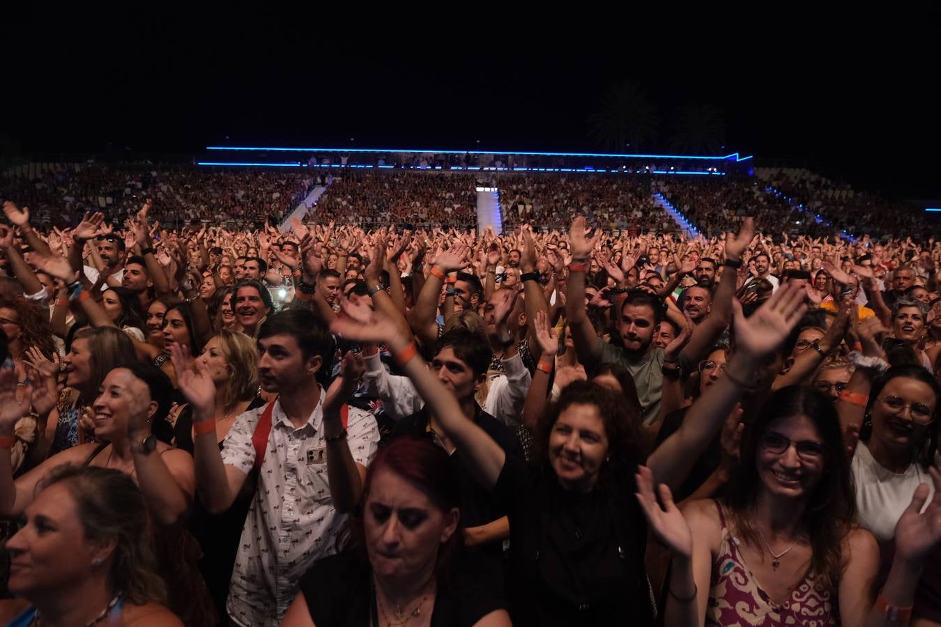 Las imágenes del concierto de Antonio Orozco en Chiclana