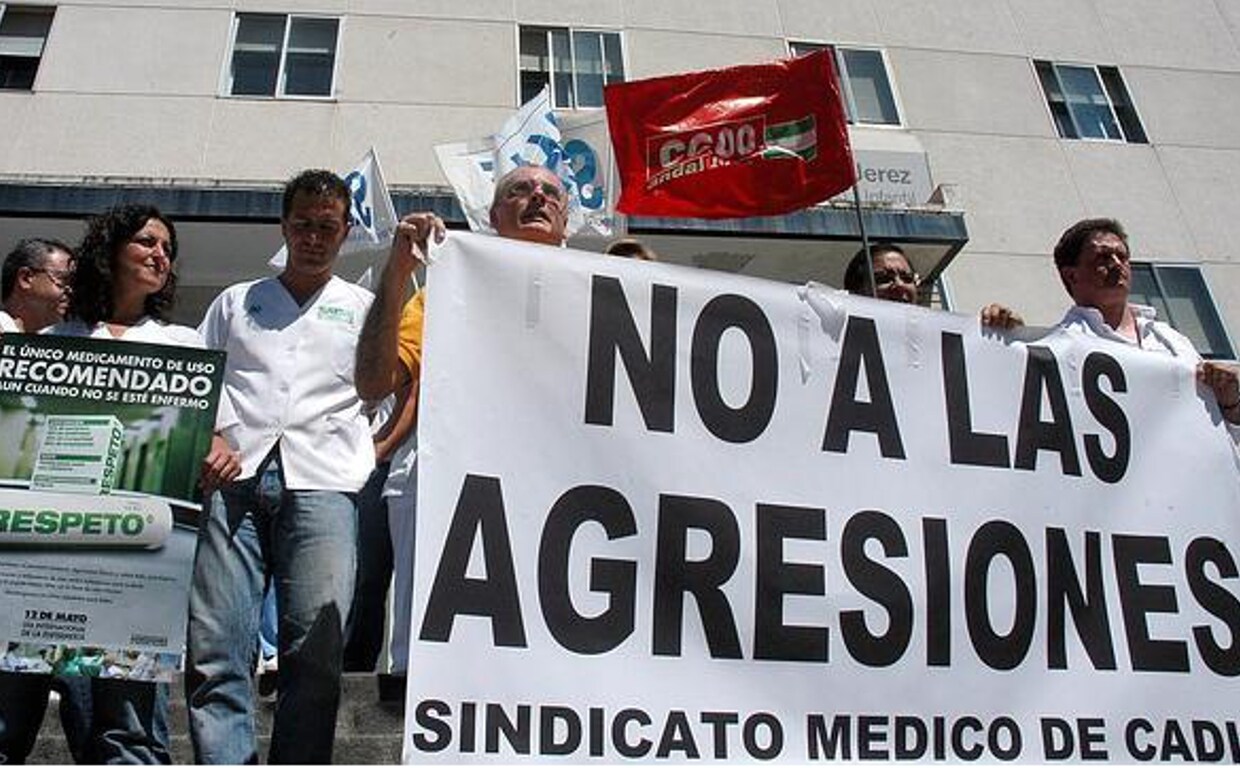 Las últimas agresiones hacen saltar las alarmas en el sector sanitario de Cádiz