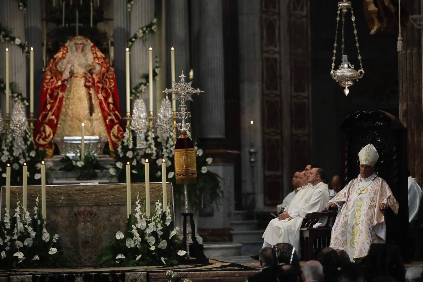 Coronación de la Virgen de las Penas en la Catedral