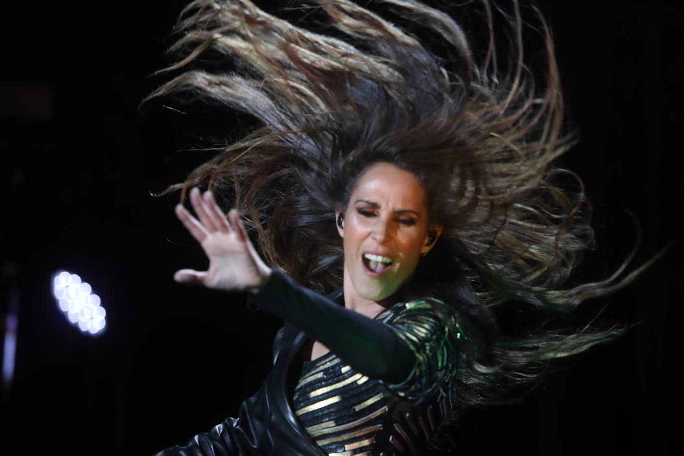 Así ha sido el concierto de Malú en Chiclana: garra y pasión