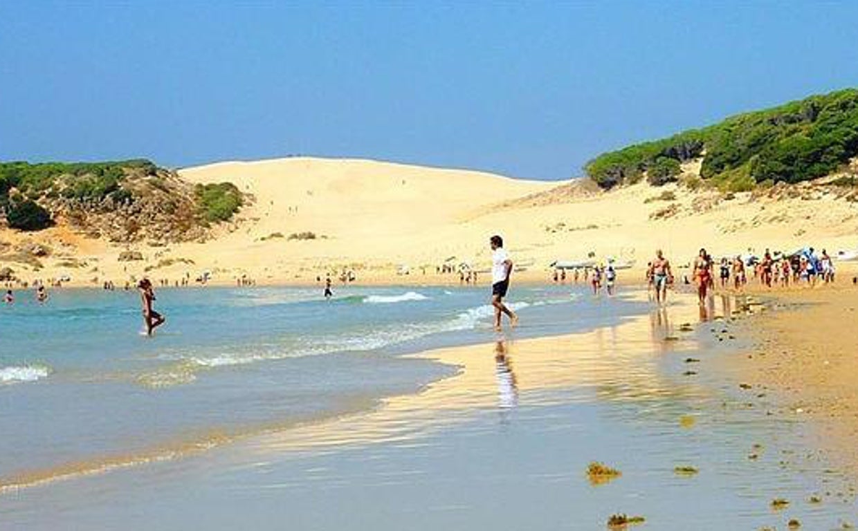 Playa de Bolonia, una de las más demandadas de la provincia de Cádiz.