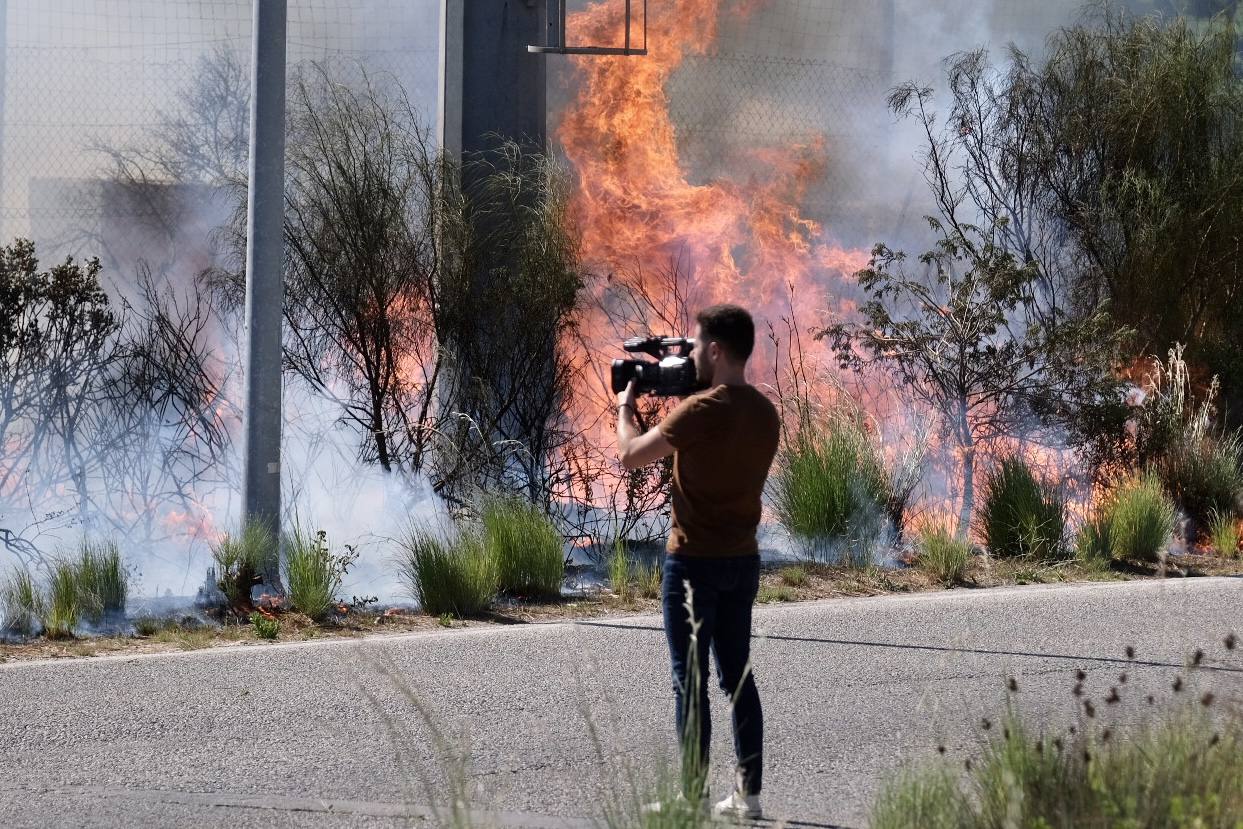 Las imágenes del incendio en Puerto Real