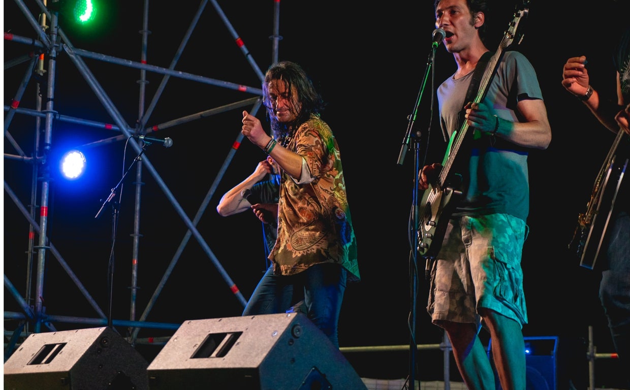 La banda de Tarifa, Malamanera, actúa este jueves en Bahía Sound.