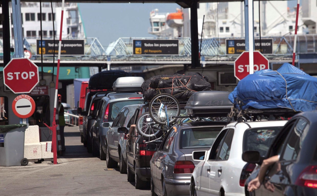 Hallan el cadáver de una joven de 27 años en el maletero de un coche en el puerto de Algeciras