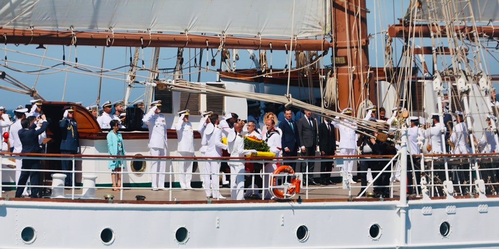 V Centenario Primera Vuelta al Mundo Honores de Estado para los héroes