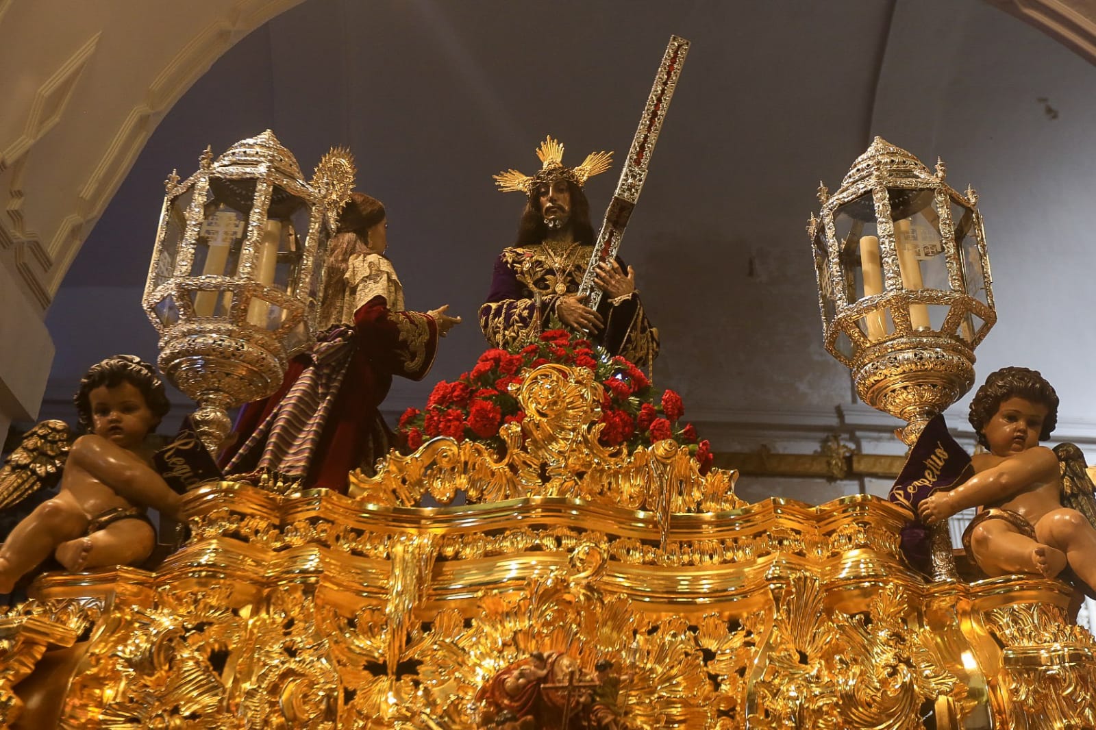 Fotos: Los gaditanos visitan las imágenes que saldrán en la Magna de este sábado