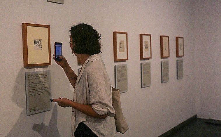 La exposición 'Ramón Gómez de la Serna. Greguerías ilustradas', en imágenes