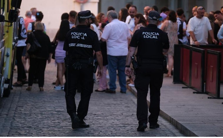 La Policía Local de Cádiz se defiende: «Casi un centenar de agentes velará por el desarrollo de la Magna»